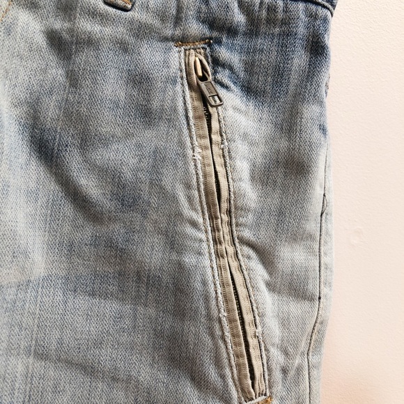 ENERGIE CUT-OFF SHORTS - Picture 7 of 10